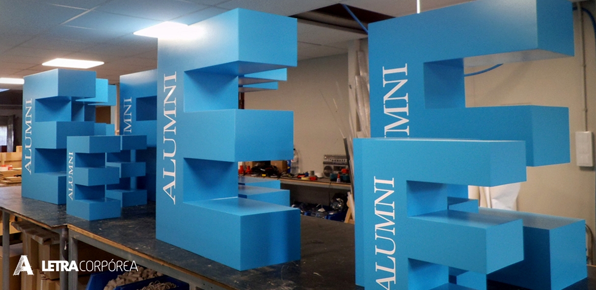 Pourquoi choisir une lettre boîtier en aluminium pour votre enseigne ?